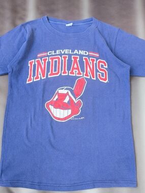 Cleveland Indians Single Stich Artex Men's 1989 Chief Logo in Blue *Distressed